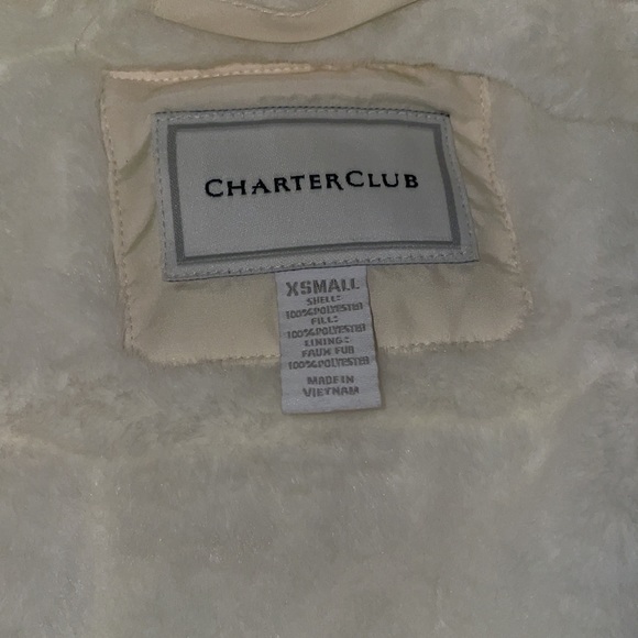 White vest - Picture 4 of 4